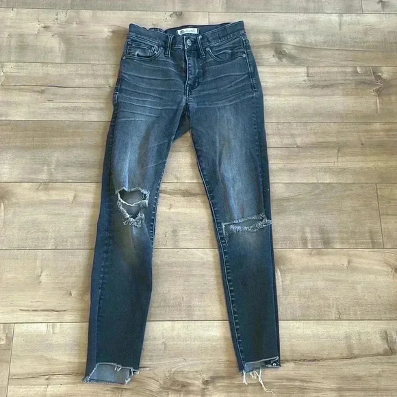 Madewell Faded Black Distressed High Riser Skinny Jeans Kincaid Wash SZ 24 - Picture 6 of 13